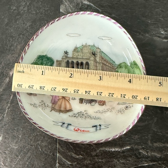 Small Decorative Bowl - Picture 8 of 10